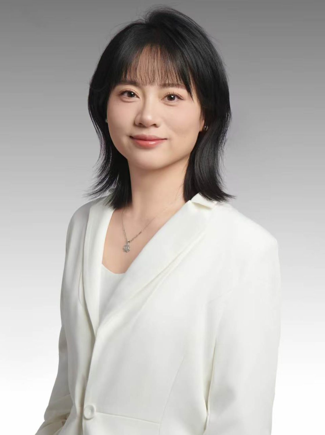 王芳芳